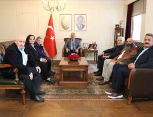 Düzce Kent Konseyi yönetimi, Vali Makas’a nezaket ziyaretinde bulundu
