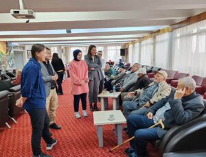 Edirne Huzurevi’nde kalan yaşlılara ağız ve diş sağlığı taraması gerçekleştirildi