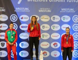 Edirne TOHM sporcuları U20 Balkan Güreş Şampiyonası’nda 2 altın, 1 bronz kazandı