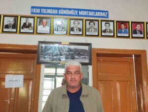 Edremit Kızılkeçili’de 15 muhtarın fotoğrafına yer verildi, 11’i hayatta değil