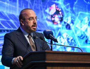 Enerji Bakan Yrd., 2035’e kadar şebekeye 80 milyar dolar yatırım öngörüldüğünü dedi.