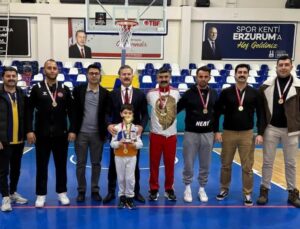 Erzurum Emniyet Müdürlüğü Kamu Spor Oyunları’nda çifte şampiyon oldu