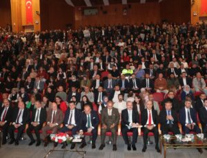 Erzurum’da 2 bin bilirkişi adayı yemin etti, Avşar rapor uyarısı yaptı