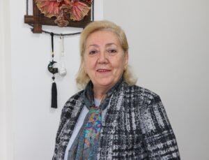 Erzurum’da 75 yaşındaki emekli öğretmen meme kanserini erken tanıyla yendi