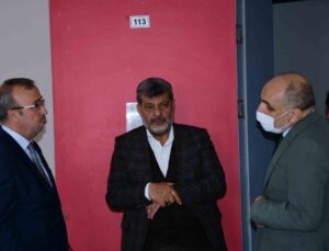 Eskişehir İl Milli Eğitim Müdürü ve İl Müftüsü D Tipi kurs hazırlıklarını inceledi