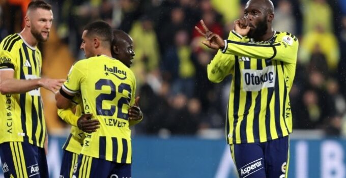 Fenerbahçe, Süper Lig’de Göztepe’yi konuk ediyor