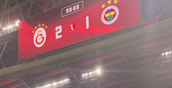 Galatasaray’a Fenerbahçe logosundan para cezası