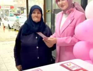 Gelibolu İlçe Sağlık Müdürlüğü meme kanserinde erken teşhise dikkat çekti