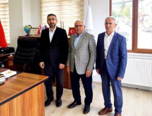 Göynücek Belediye Başkanı Şahin, Din Görevlileri Haftası’nda müftülüğü ziyaret etti