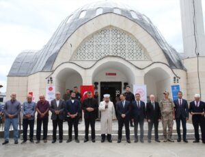 Hatay Defne’de depremler sonrası yapılan 136’ncı cami dualarla ibadete açıldı