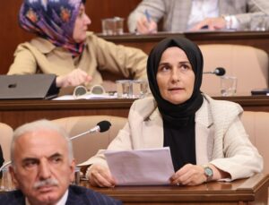 İBB Meclisi, BELTUR başkanının parti kongresi önergesini oy birliğiyle kabul etti
