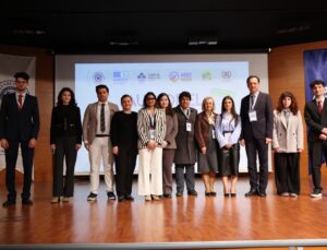 İstanbul Aydın Üniversitesi’nde Model COP31’de öğrenciler ülkeleri temsil etti