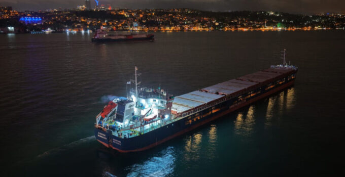 İstanbul Boğazı’nda gemi arızası