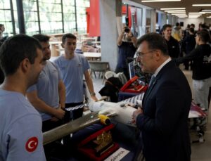 İTÜ Rektörü Mandal, TEKNOFEST 2026’da 19 ödül kazanan takımlarla buluştu