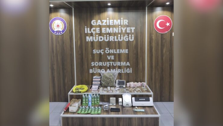 İzmir Gaziemir’de operasyonda uyuşturucu ele geçirildi, 2 şüpheli gözaltına alındı