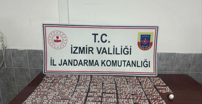 İzmir Kınık’ta jandarma aramasında 1456 sentetik hap bulundu, 2 şüpheli tutuklandı