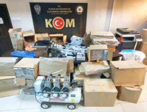 İzmir’de 3 ilçede kaçakçılık operasyonunda 5 milyon TL’lik malzeme ele geçirildi