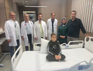 İzmir’de Ömer Asaf, 9 yıl arayla ikinci böbrek nakliyle sağlığına kavuştu