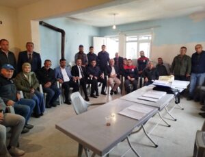 Karakeçili Kaymakamı Mert, Sulubük’te arazi toplulaştırması hakkında bilgi aldı
