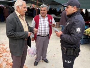 Kargı İlçe Emniyet Amirliği, pazarda dolandırıcılık uyarısı yaptı