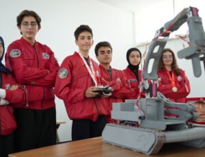 Kayseri’den GÖKTİM Gökbörü takımı TEKNOFEST Robolig’de Türkiye birincisi oldu