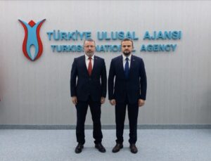 KBÜ Rektörü Kırışık, YTB Başkanı ve Türkiye Ulusal Ajansı Başkanı’nı ziyaret etti
