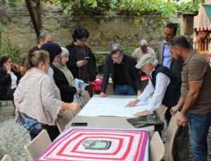 Kemaliye Kaymakamı Arıkan Apçağa köyünde turizm potansiyelini inceledi