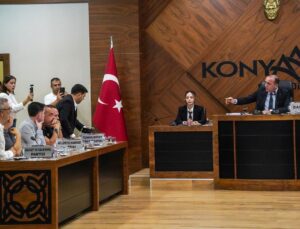 Konyaaltı Belediye Başkanı Kotan’ın CHP’den istifası sonrası meclis yarıda kaldı