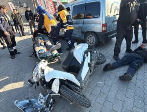 Kütahya Tavşanlı’da motosikletle hafif ticari araç çarpıştı, 2 yaralıdan biri ağır