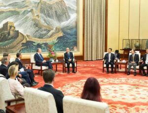 Li Hongzhong, Bernd Lange başkanlığındaki Avrupa Parlamentosu heyetiyle görüştü
