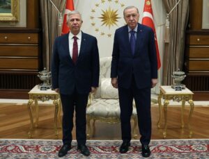 Mansur Yavaş’a açıkça soruldu: AK Parti’ye geçecek misiniz?