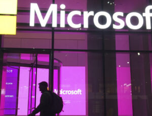 Microsoft’tan 3 ayda 36,6 milyar dolar net kâr