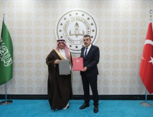Milli Eğitim Bakanı Tekin, Suudi mevkidaşıyla eğitim iş birliği mutabakatı imzaladı