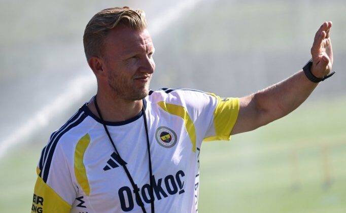 Samandıra’da kritik zirve! Yönetimden Kuyt’a tam destek!