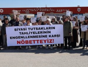 Sincan Cezaevi önünde tahliyesi engellenen en az 8 kadın tutsak için eylem yapıldı