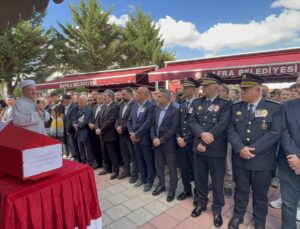 Sinop’ta alabora olan teknede ölen gazi polis Numan Şen Bafra’da defnedildi