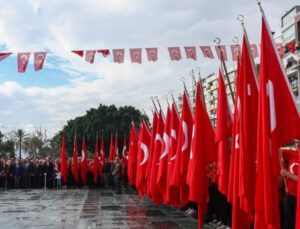 Siyasilerden Cumhuriyet mesajları