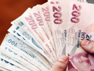 Tahminleri tutan isim asgari ücret için rakam verdi: Bunun altında olmaz