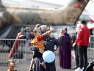 TEKNOFEST Güneydoğu, Şanlıurfa’da çocukları yerli ve milli teknolojilerle buluşturdu