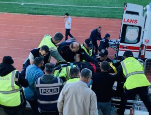 Tokat Belediyespor-Etimesgutspor maçında arbede çıktı, 1 polis yaralandı