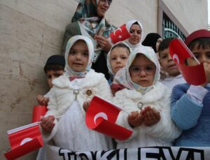 Tokat’ta 660 minik öğrenci, Amin Alayı ve Bed-i Besmele töreniyle ilk dersini aldı