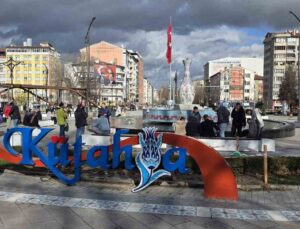 TÜİK araştırmasında Kütahya yüzde 73,76 mutlulukla beşinci sıraya yerleşti
