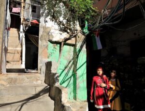 UNICEF, Lübnan’da çatışma nedeniyle 4/5 hanenin ihtiyaçlarda zorlandığını bildirdi