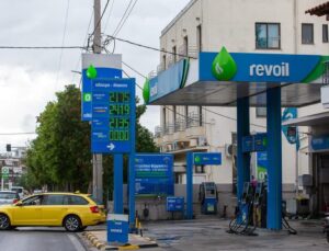 Yunanistan Başbakanı Miçotakis dizel desteğini 15 sente çıkaracağını açıkladı